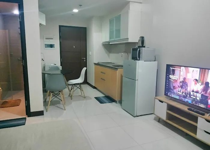 Apartment 101 Newport Boulevard Near Naia Terminal 3 *