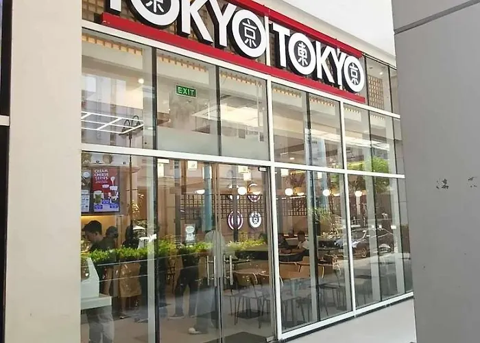 101 Newport Boulevard Near Naia Terminal 3 *